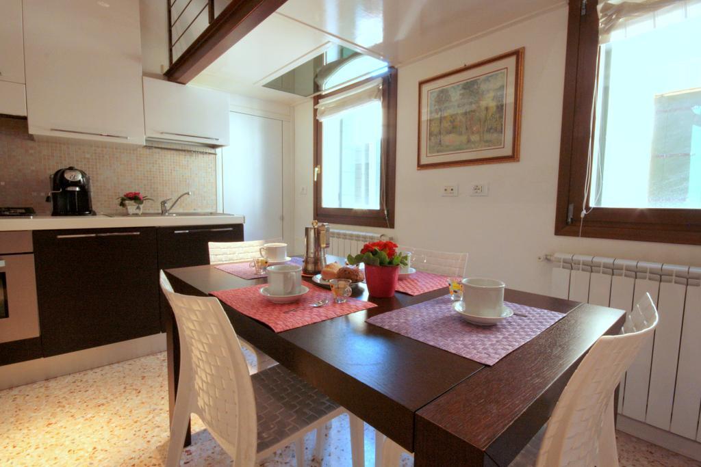 Appartement Biennale à Venise Extérieur photo